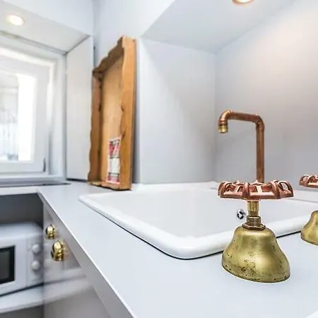 Unique House | Centre Nyaraló